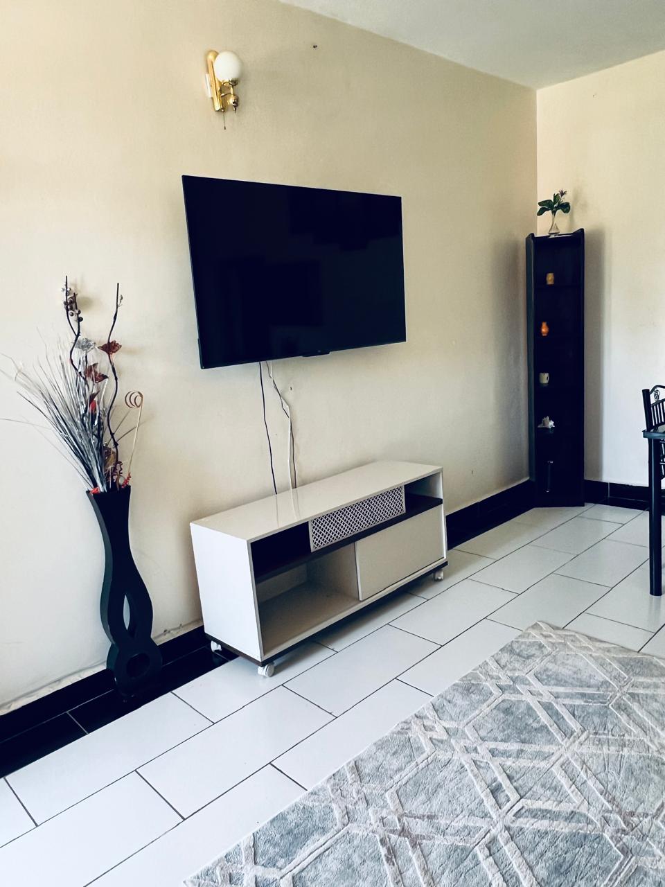 Airbnb - Available along Eld-ksm road(Mariot) rates 2500